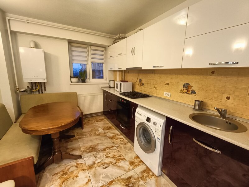 Aparatorii Patriei, metrou 5 minute,